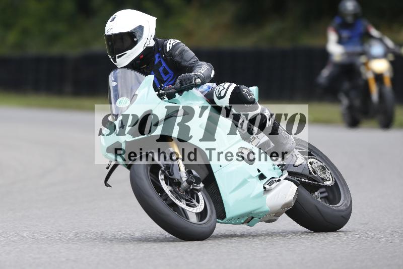 /30 23.06.2025 Get Faster Caremotion ADR/Rider Academy gruen/44
